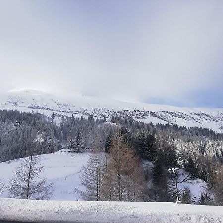 Les Nis Apartman Bourg-Saint-Pierre Kültér fotó