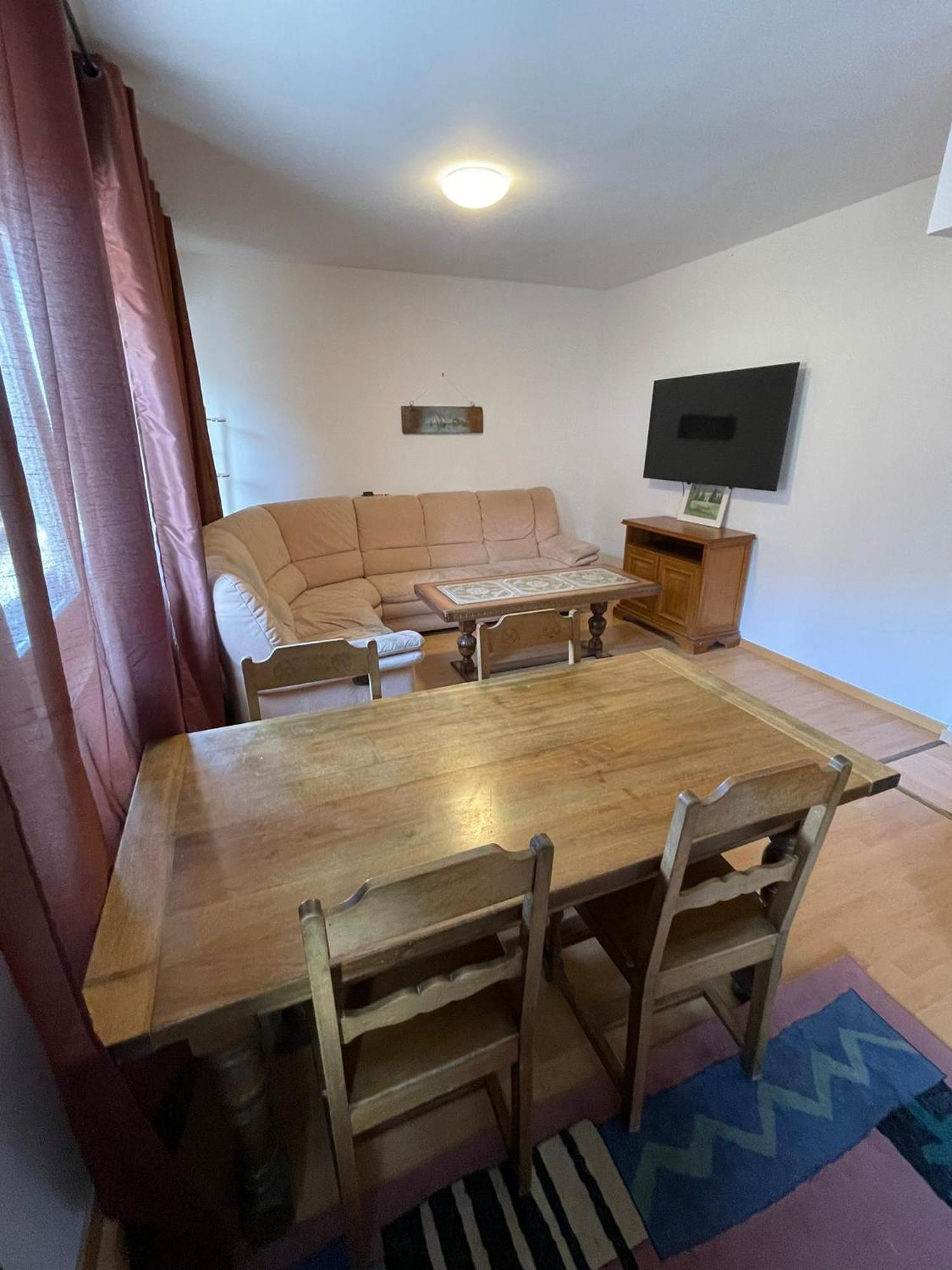 Les Nis Apartman Bourg-Saint-Pierre Kültér fotó